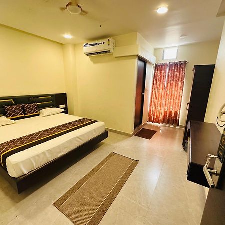 Hotel Dc Signature جبلبور المظهر الخارجي الصورة